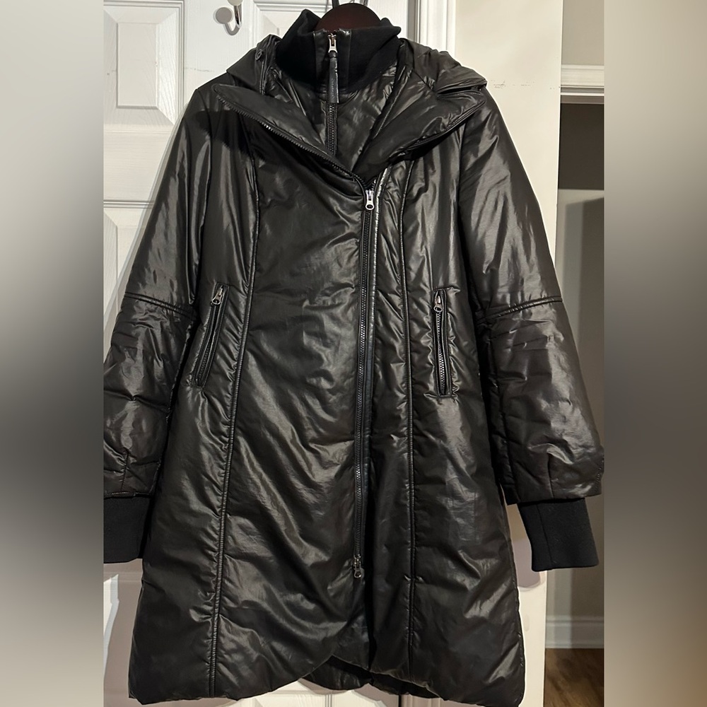 Mackage mid Black Puffer Coat